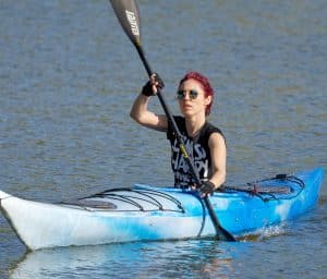 woman, kayak, rowing-7123962.jpg