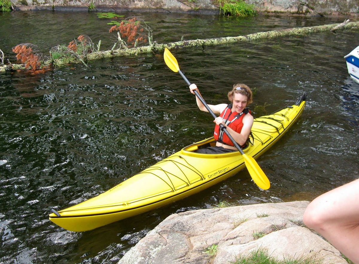 Paddle Away Your Stress: The Therapeutic Benefits of Kayaking - Easy ...